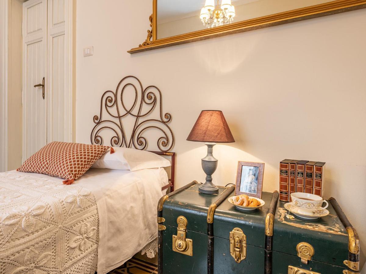 Palazzo Santa Caterina Bed & Breakfast Dorgali Exterior foto