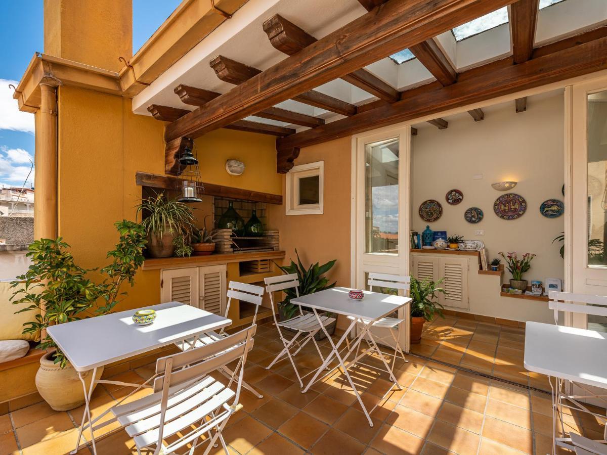 Palazzo Santa Caterina Bed & Breakfast Dorgali Exterior foto